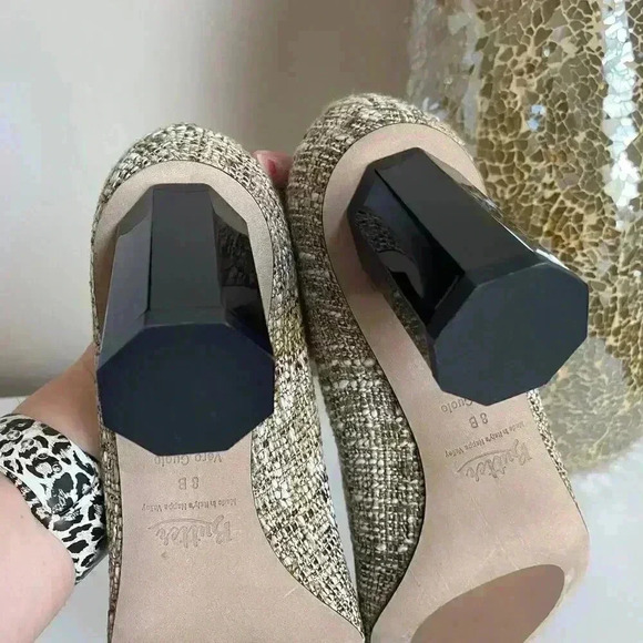 Butter Shoes Eloisee Pointed Toe Pump Size 8B - Picture 4 of 12